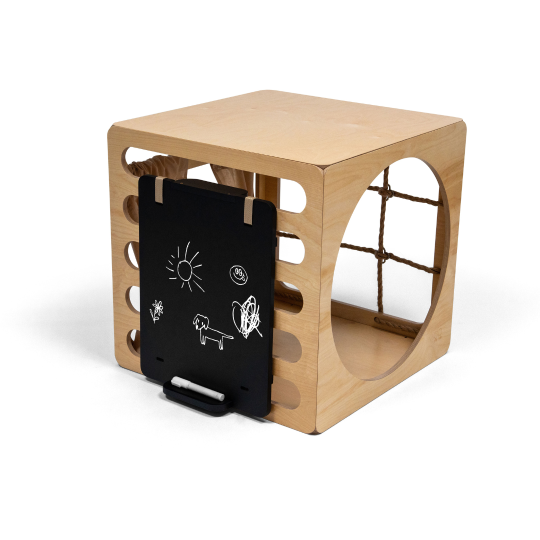 Climbing Cube with Rope Window