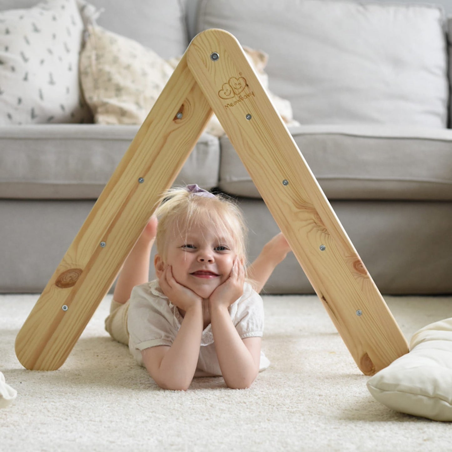 Climbing Triangle with Slide