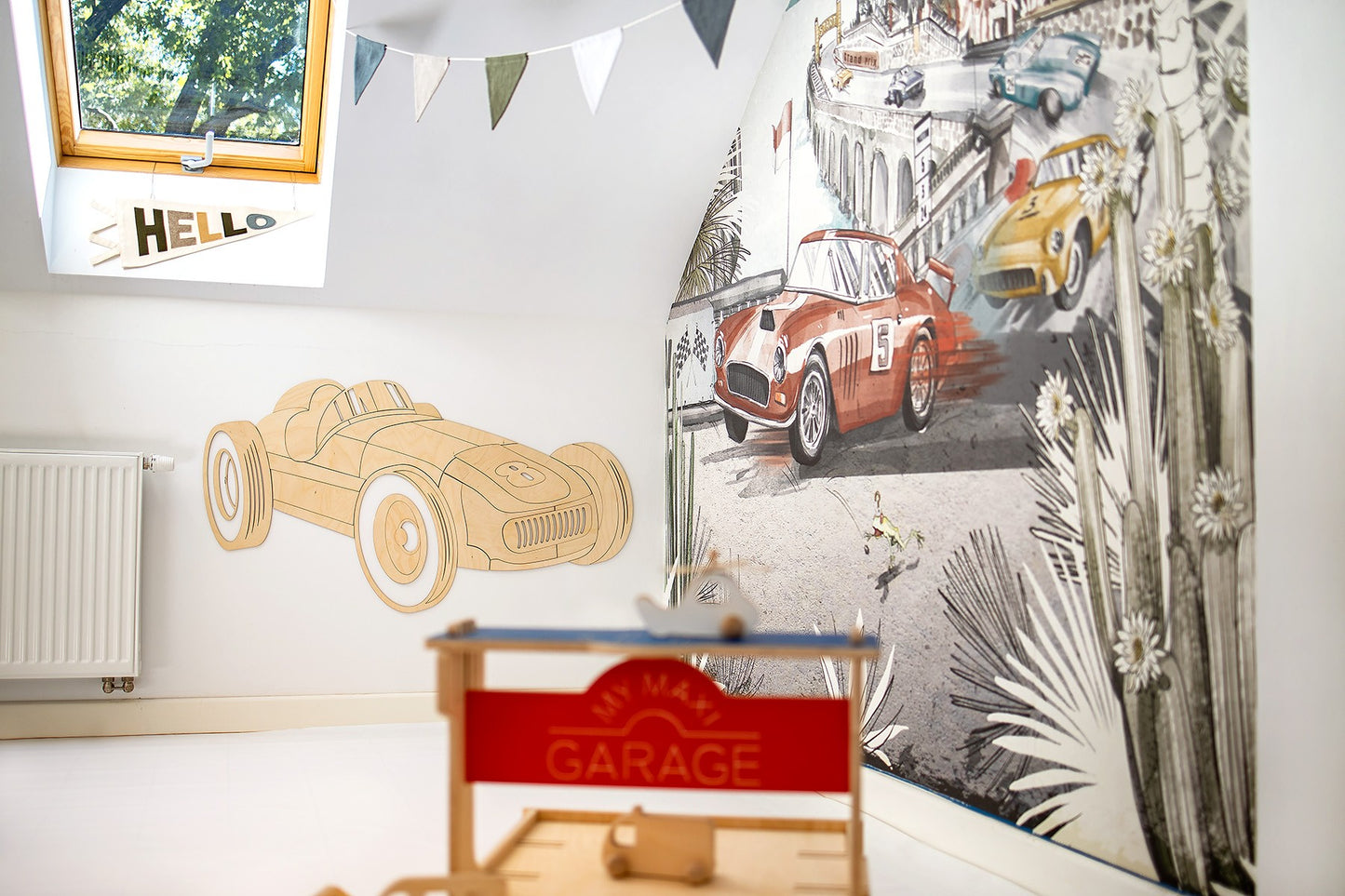 Wooden Wall Decoration - Retro Car