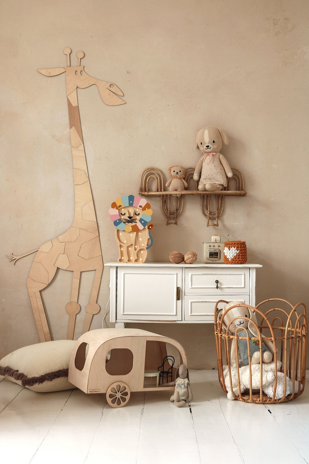 Safari Giraffe Wall Decor